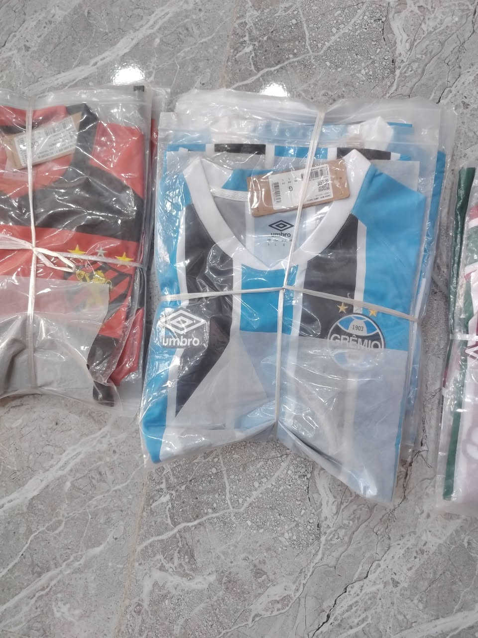بيع شلع القطعه 3 الاف سعر نهائي
السمائي 7 قطع 
الابيض 8 قطع 
الاحمر 6 قطع 
الاخضر وماروني 6 قطع 
والاحمر الثاني 35 قطعه 
قياساتهن كلش حلوه من مديم ل2 ايكس واكو بيهن قطع 3 ايكس


**إذا كنت صاحب هذا الإعلان وتريد حذفه لأي سبب، رجاءا أرسل رسالة إلى الدعم الفني**