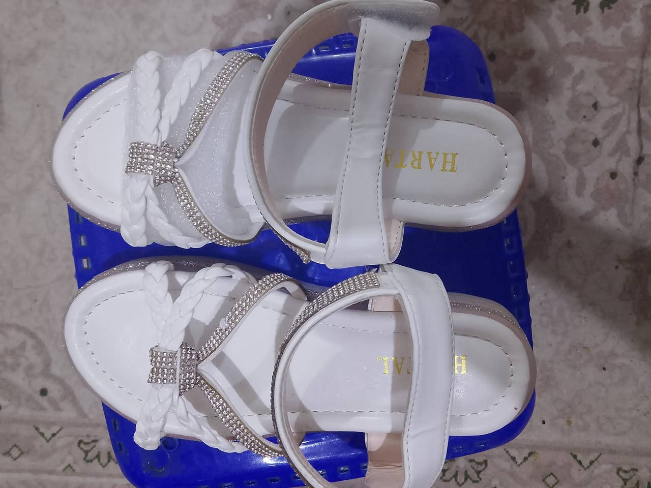 تخفيضات العيد احذيه بسعر جوه السوك الحذاء ب 4 اثنين ب 7 متوفر جميع القياسات الي تحب  تحجز تدخل خاص


**إذا كنت صاحب هذا الإعلان وتريد حذفه لأي سبب، رجاءا أرسل رسالة إلى الدعم الفني**