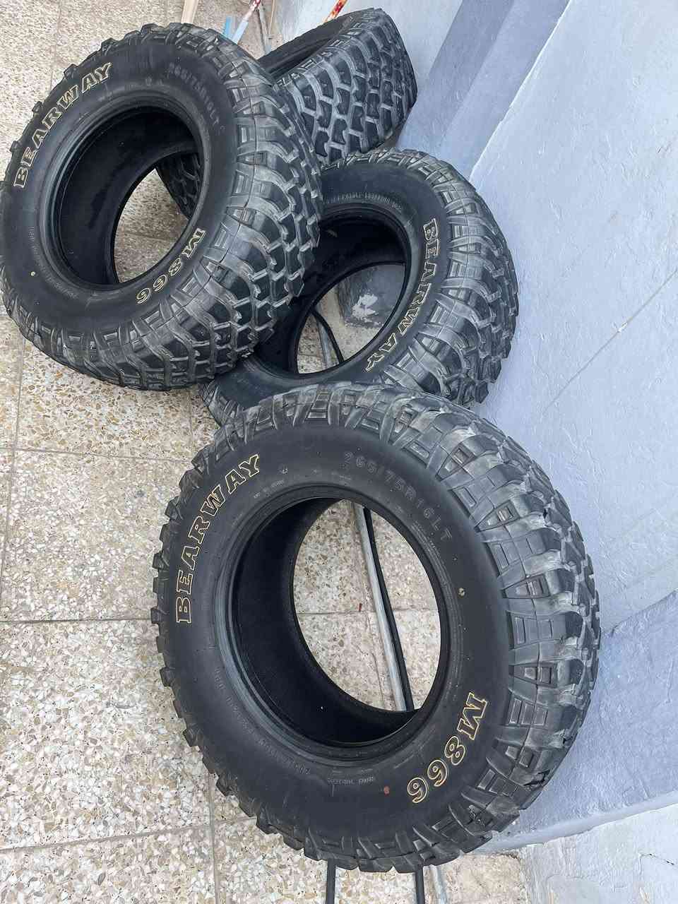 من رخصه مدير الكروب
سلام عليكم
تخم تاير نوع خشن لقمه وسط
صيني درجه اولي
 بدون ضرب
بدون فطر 
بدون بنجر
السعر300وبي مجال بسيط
رقم الهاتف***********
