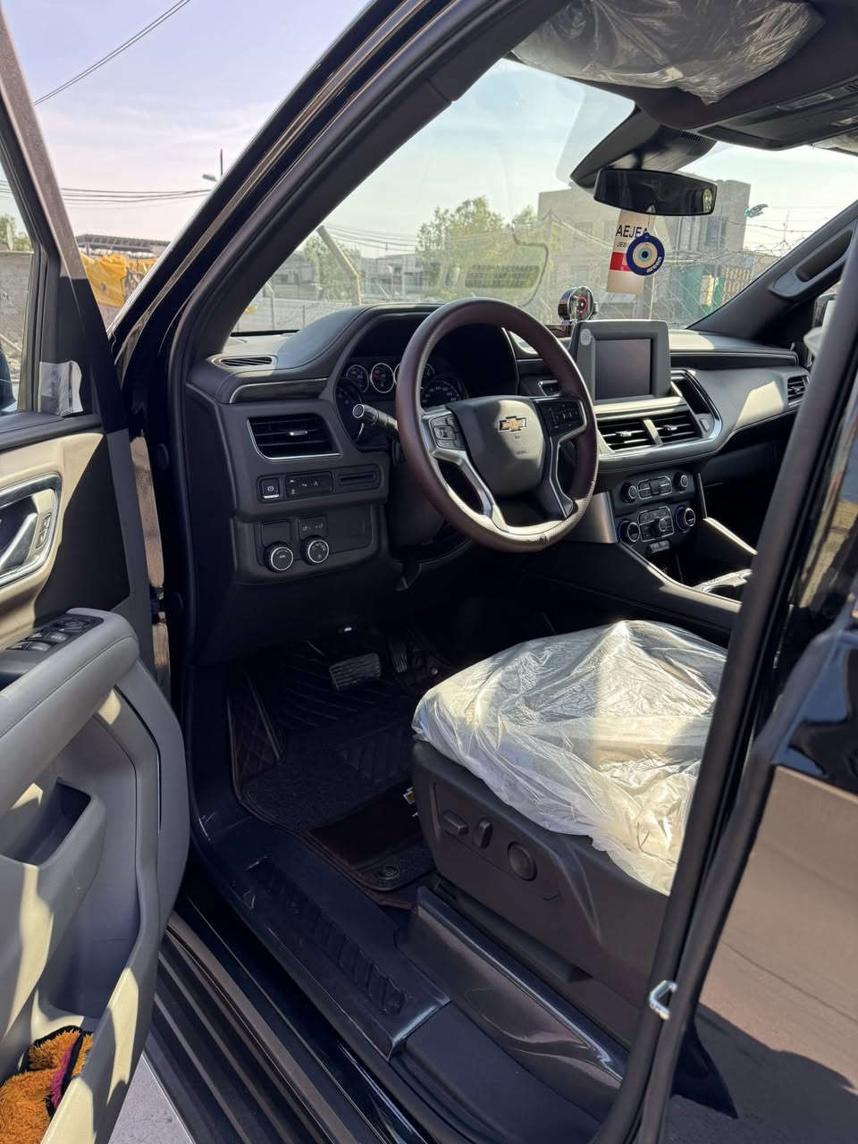 سلام عليكم 
تاهو موديل 2024
معروفه موصفات LS
خليجي وكالت المنصور 
مكفوله كفاله عامه مغلفه ppf ضمان 5 سنوات رقم بغداد بسمي تحويل ثاني يوم 
ماشيه 25 
السعر 505 بيه مجال 
تصال ***********
