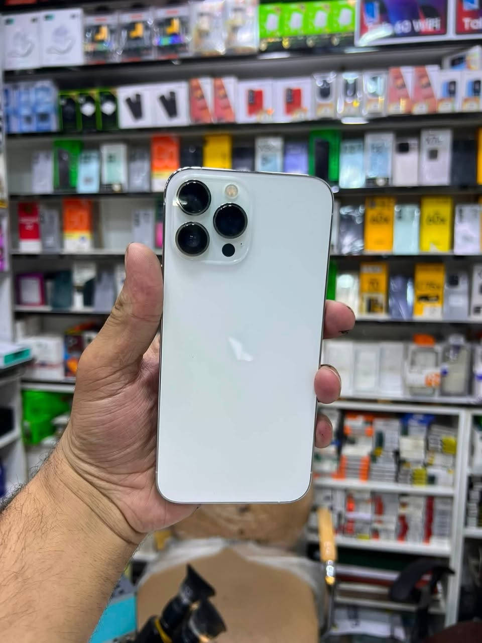 📱 iPhone 13 Pro Max

✨ المواصفات:
🔹 السعة: 256GB
🔹 نسبة البطارية: 87 % 🔋
🔹 نسخة امريكي 
🔹 الملحقات: بدون 
🔹 مصلح بي بطاريه نوعيه جيده 👉
🔹 الجهاز بحالة ممتازة، نظيف وجاهز للاستخدام.

السعر 550 الف فقط 

✅ متوفر الآن لدى علاء للهاتف النقال

♻️ كما نشتري جميع الهواتف المستعملة بأفضل الأسعار مع تقييم فوري ودفع نقدًا.

💳 ويتوفر لدينا التقسيط لحاملي:
✔️ ماستر كارد الرافدين
✔️ ماستر كارد الرشيد

📍 العنوان:
واسط – الزبيدية – الفلكة، مقابل منفذ أروك
علاء للهاتف النقال

📞 للاستفسار أو الحجز أو مراسلتنا عبر واتساب:

📲 ***********
📲 ***********
