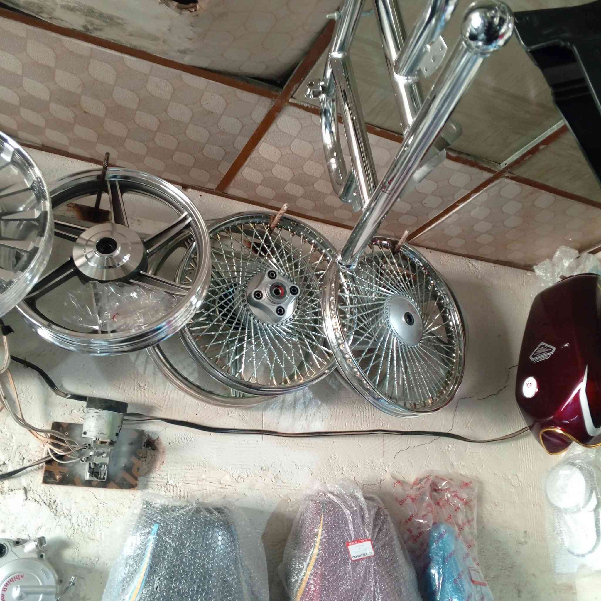 السلام عليكم تم وصول كل انواع الوياله الدراجات(محل نواف كريم) العلم عويجيله ***********
