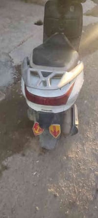 ماطور ليدي حديث للبيع مفتوح مره وحده كله شغال هوه والكهربائيات السعر 7...