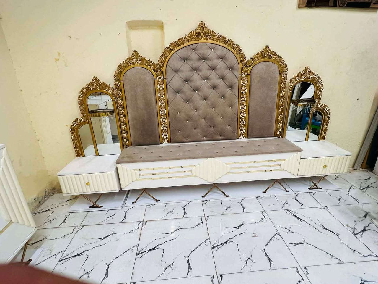 غرفة ملكيه مستخدم 9قطع نضافه فول أخت الجديد سعر 800مع التوصيل وشد داخل بغداد مجاني بغداد, العراق


**إذا كنت صاحب هذا الإعلان وتريد حذفه لأي سبب، رجاءا أرسل رسالة إلى الدعم الفني**