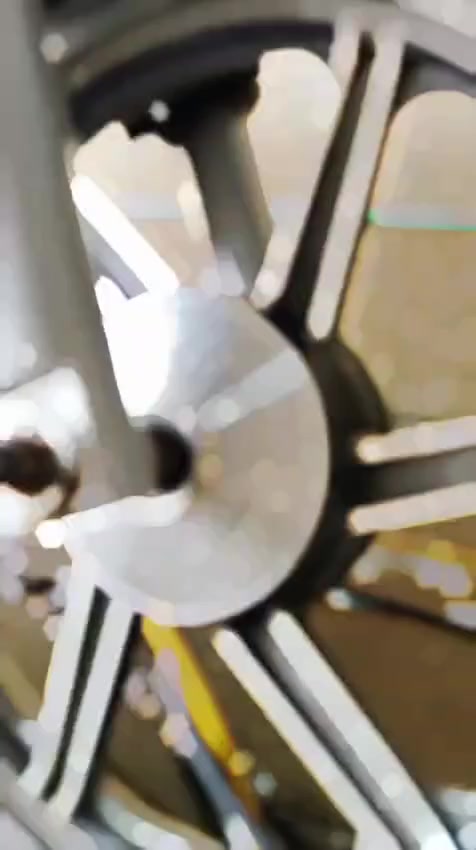 سلام عليكم دراجه البيع موديل 2021 سعر مليونين وميه***********
