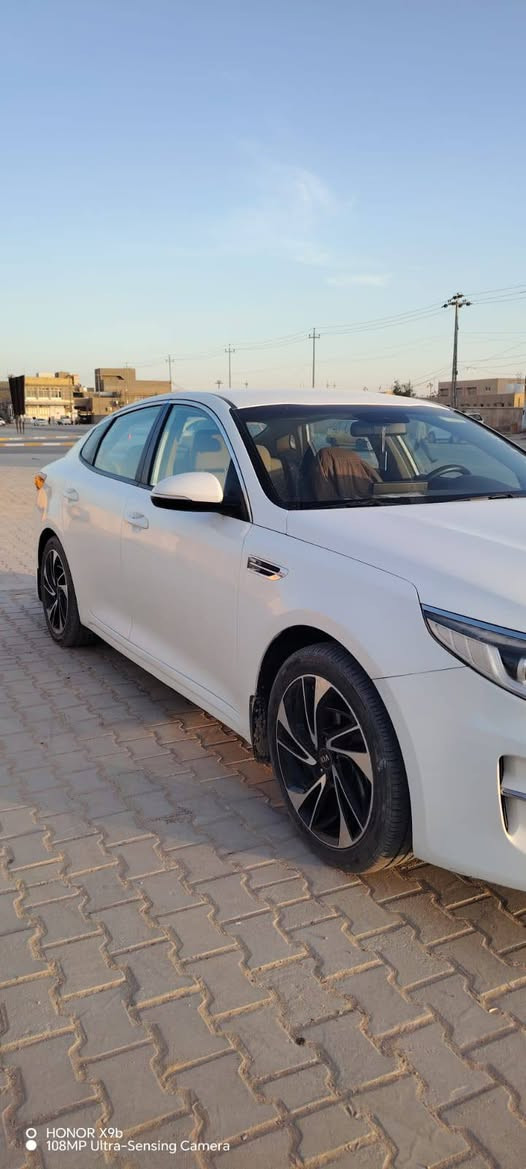 سلام عليكم
للبيع فقط 
كيا اوبتما موديل 2017 سونار موجود جيك قبل لاتتصل 
السعر $173 وبيها مجال قليل 
العنوان الديوانيه المركز سياره باسم عربي من دوانيه رقمها دهوك شمالي سنويه جديدة ورقم جديد مكينه 2400 مكينه وكير مكفولات 
الاستفسار اكثر اتصل على الرقم 
*********** تاكد من سونار واتصل
