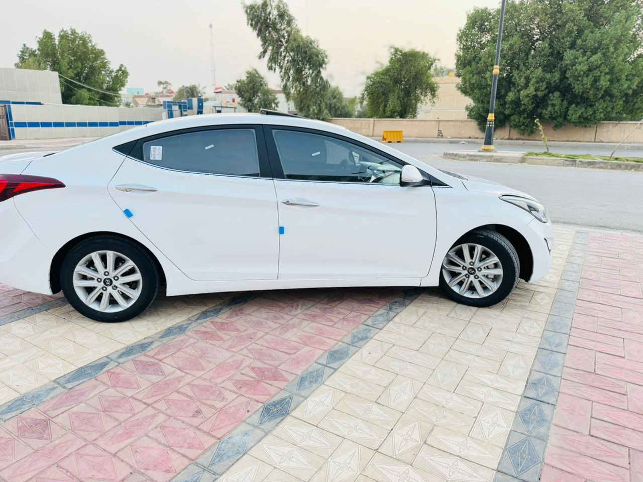 ***********  هونداي النترا  2016  مرقمه بابل   حره تحويل  وارد خليجي   كفاله من الضربه والتبديل بيه رش تجميل بجه اليمنى فقط   مكينه 1800 سياره فول مواصفات شاشه كامره دواخل. صاج فتحه  ماشيه 160  الف   سياره جاهزه وجديده واي نقص مابيه  تبريد خلفي تحكم سويج حافظه سعره 123  وبيه مجال بسيط مكاني ناصريا
