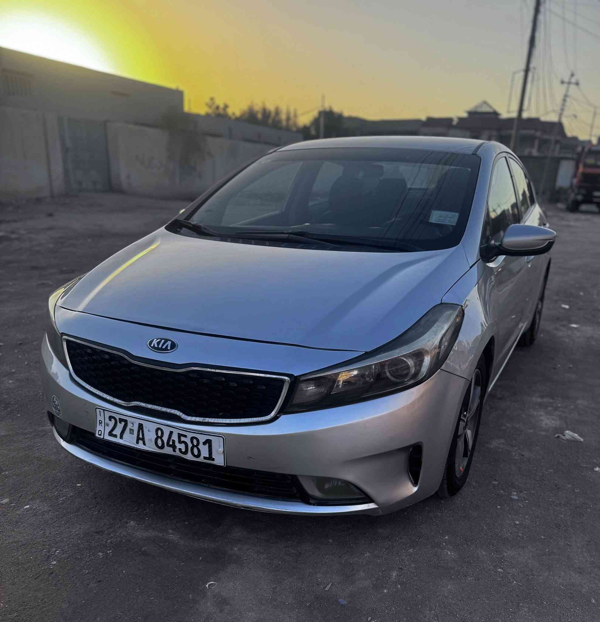 السلام عليكم 
متاح كيا فورتي موديل 2018 تبديل بنيد فقط بدون عابر السياره جاهزه من كلشي تخم تاير جديد حدادية جديدة كير ومحرك مكفولات مواصفاتها نص فول شاشة جبيره تحكمات ستيرن السيارة مال جناي كلشي ما ناقصها 

المكان الناصريه
***********
