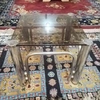 أغراض مستعملة • طاولات • ديكور منزلي