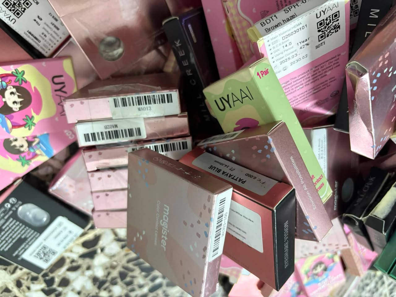 ١٦٥ باكيت عدسات الوان واشكال مختلفه الانتهاء سنة ٢٨ و٢٩ 200 شلع مابيع مفرد


**إذا كنت صاحب هذا الإعلان وتريد حذفه لأي سبب، رجاءا أرسل رسالة إلى الدعم الفني**