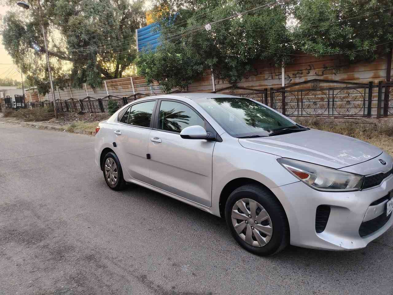 السلام عليكم
كيا ريو موديل 2019
وارد امريكي حادثها موضح بالصور بدوون صبغ وبدون تبديل فقط بارد
مكينه 1600 كير اي تي بلادي
سياره جاهزه من كلشي

ماشيه 105
رقم بغداد الدولي بأسمي
سعررها 98 وبيها مجال بسيط
مكاني بغداد صليخ الاعظميه
***********
