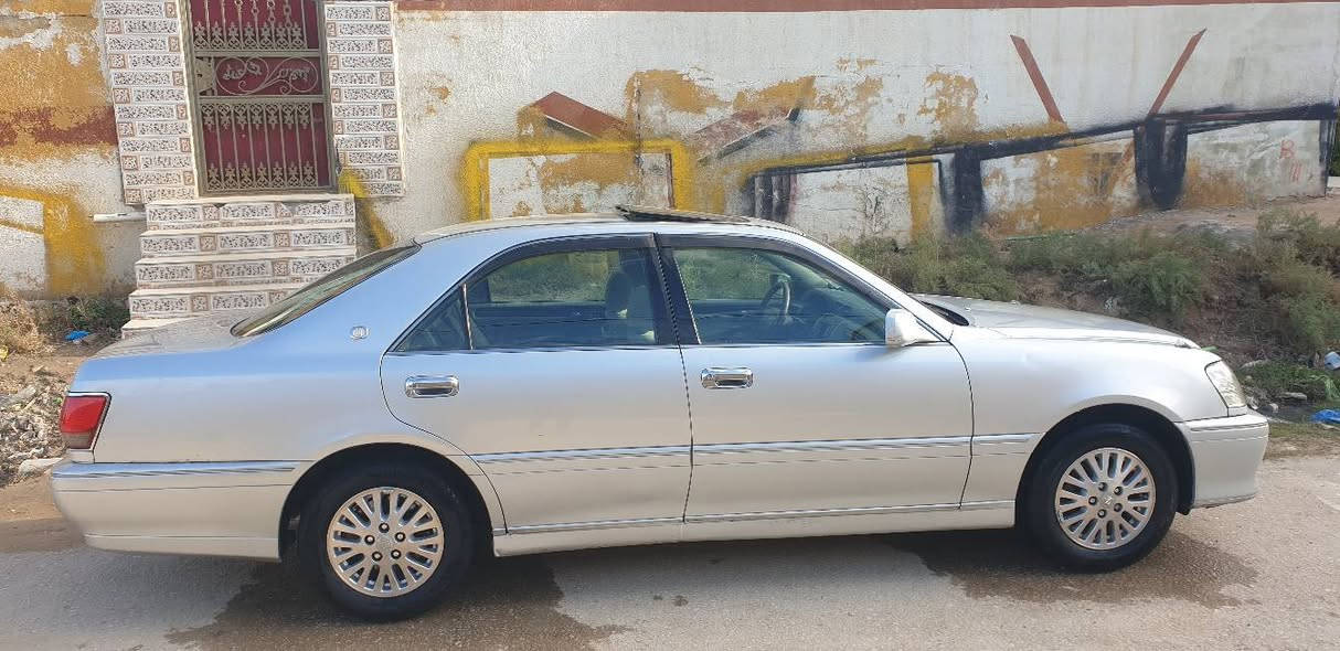 ملكه البيع مديل ٢٠٠١ مكفوله من الكص ونقل جثه والرسميات بسمي ١٢٥سعر    بيه بس جاملغ جهت سايق بي ضربه بدون شاصي رقم مبايل *********** العنوان دوانيه قضاء غماس
