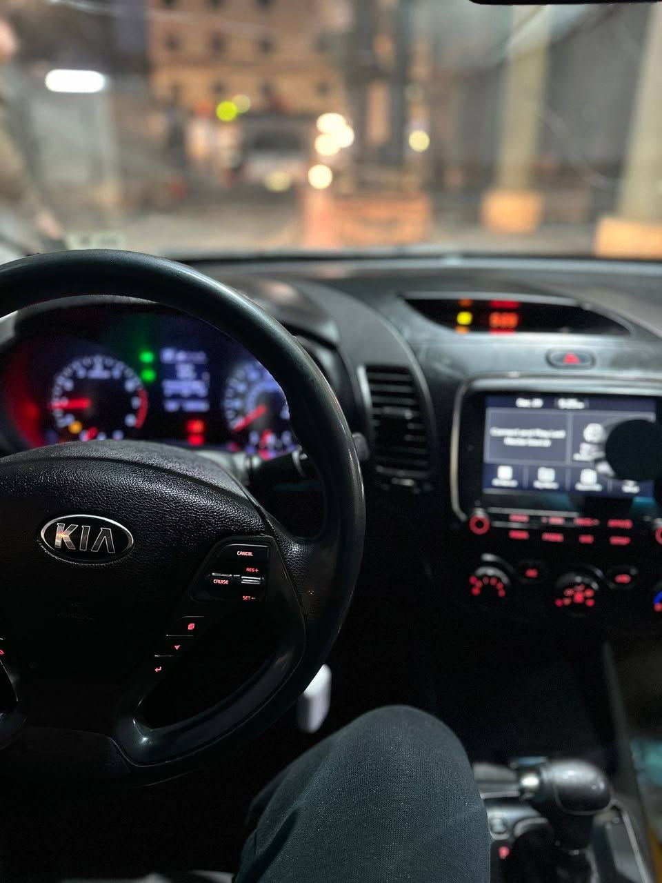 كيا فورتي كرزي رقم بغداد
موديل 2018 حادث قبق الجنطة 
محرك 2000 دوش المرغوب 
كير ATM المرغوب 
رقم بغداد 
الهاتف ***********
