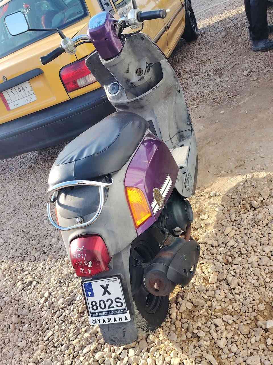 السلام عليكم للبيع ماكس بوليس جديده لوك صايرله اسبوعين شرط نازله من الحاويه  كابريته موديل 2009 الدراجه جديده جدا محرك جديد مامفتوح اي نقص مابيهه
ختم واحد وياه المكينه شرط الدراجة نضافتها شوفت عينك المكان كربلاء طويريج السعر 900 وبيه مجال للشراي للاستفسار ***********
