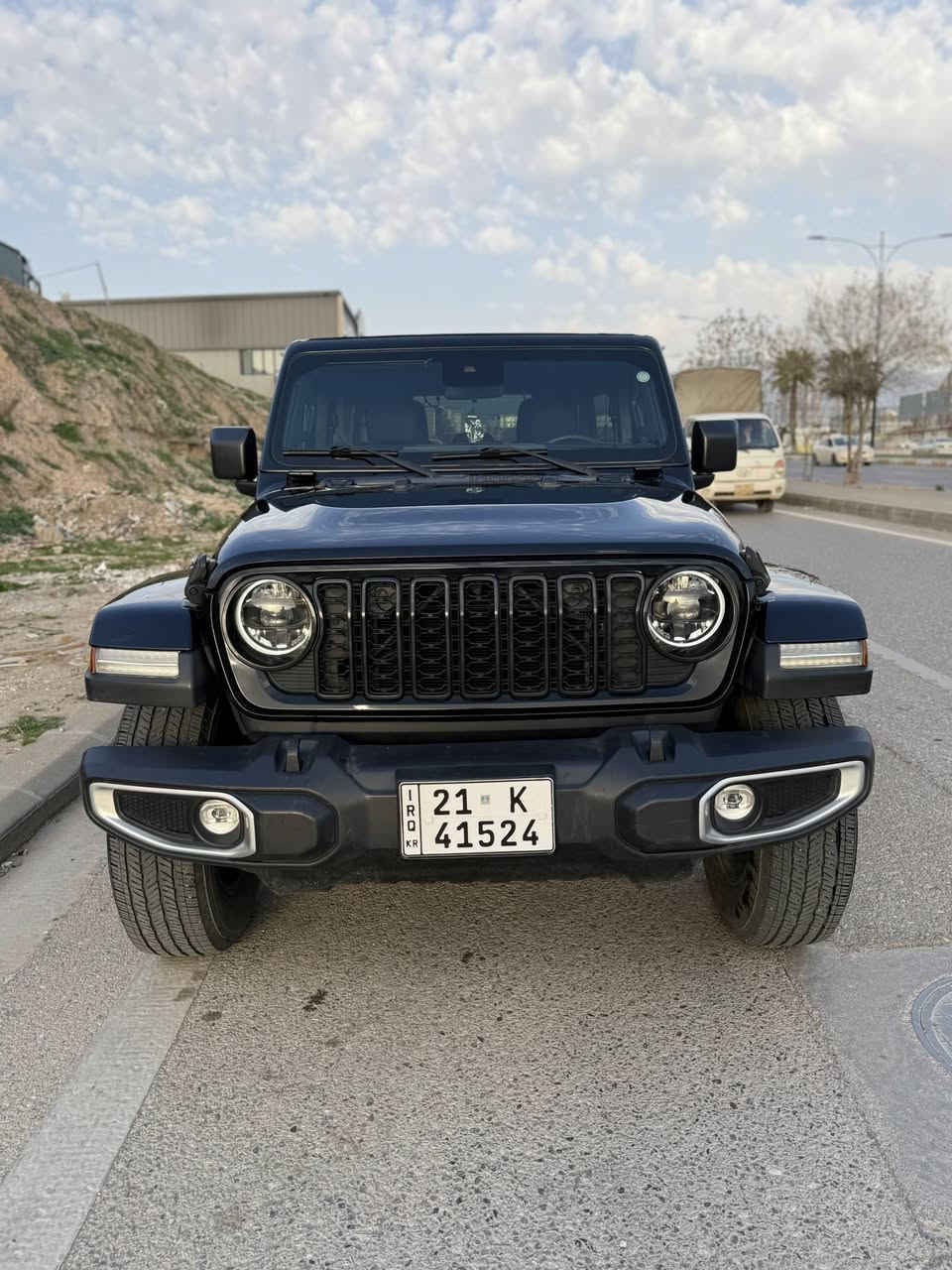 جيب رنگلر ٢٠٢٤ سحاره
بدون بوياخ
فوول مواسفات

سقف بانوراما
مكينه ٢٠ توربو

ماشيه ٢٩ m

كشن كارباي
رادار
سقف بانوراما

سياره كل نضيف بل شرط
اكسل مكينه گير

سليماني
 سعر
٣٢٧

***********
