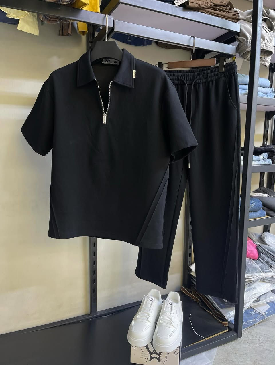 ازياء🔖محمد هاشم   سوت كلش مختلف ✈️✈️✅
📍العنوان الزعفرانية _ نهاية شارع المعهد _ السدة _مجاور جامع المصطفى 

🚨🆘يتوفر خدمة توصيل لكافة المحافظات العراقية 

للحجز مراسلة البيج او التواصل عبر الرقم ***********
