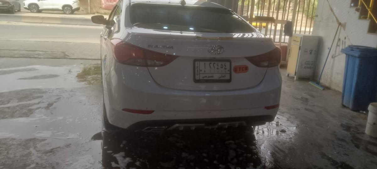 السلام عليكم عندي النتره مديل ١٥ كفاله عامه كير مكينه شرط تبريد حداديه تخم تاير شرط رقم مثنه بسامينه سنويه ٢٨ تبريد قطعتين السعر ١٥ بيهه مجال بصيط رقم الجوال.    ***********
