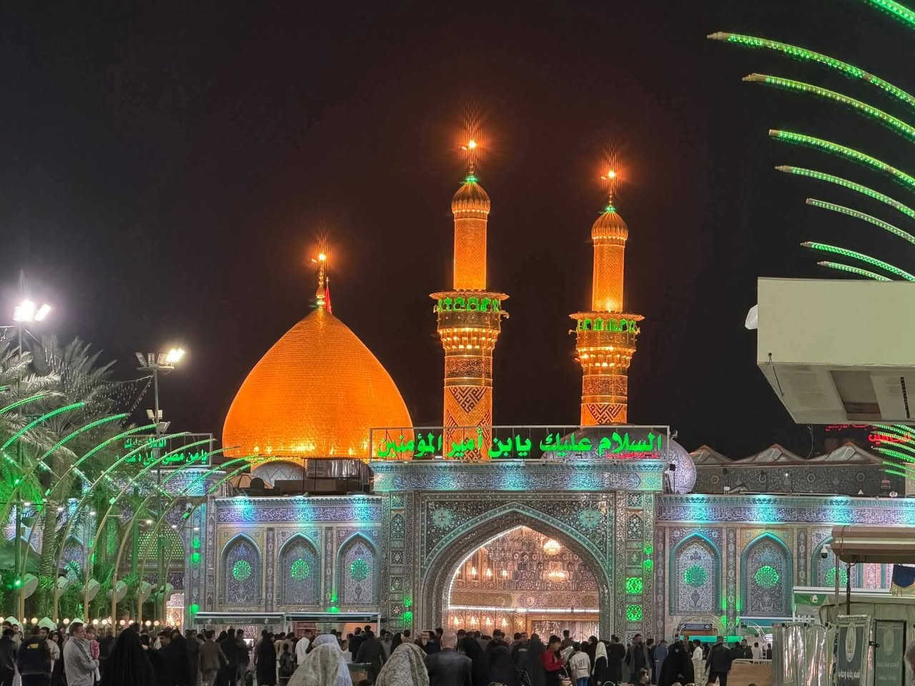 حمله إلى كربلاء المقدسه يوم الثلاثاء   النفر 5الف  التجمع بالثنتين ونص  الضهر يم فلكة الساعه للحجز***********وتساب
