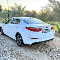 اوبتيما • ٢٠١٤ • كاميرا وشاشة
