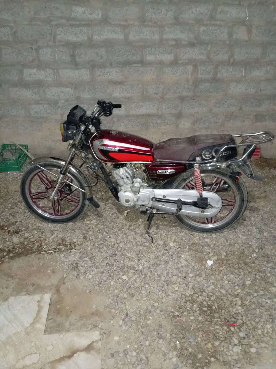 سلام عليكم دراجه لبيع سافانه موديل 220 500 وبيه مجال  مكاني بقداد سريع دولي جسر سابع ***********
