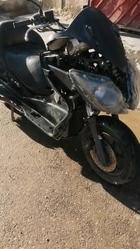 فورزه صفر ١٠ للبيع النقص بس كفرات ولباقي كامل للاستفسار ٠٧٧١٧٩٥٣٨٨٦