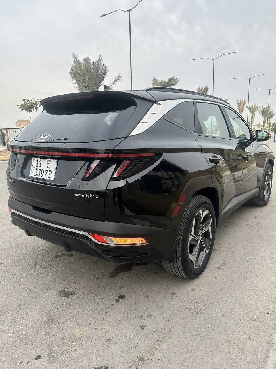 توسان موديل 22 VIP هايبرد رقم بغداد 
بيع مستعجل السعر 194 وبي مجال
فول مواصفات 
ماشية 55
محرك 1.6 تيربو سليم على وضع الشركة
كير دكم كذلك سليم على وضع الشركة 
وشاشة كار بلي وغيرها من المواصفات المعروفة
حادثها خفيف جاملغ وبنيد 
موجودة صور الحادث وكذلك سونار 
جاملغ مبدل ونص البنيد صبغ 
اكو مكانات بسيطة بارد
طلع بيها كلير بالباب والجاملغ الخلفي جهة السايق بالسونار بس راحت اكثر من صباغ كال ما مصبوغ 
ولا بي قطرة معجون 
كاعدة السيارة جنها عروس داخل وخارج 
حرفيا بالعافية على الي تصير من نصيبة 
مكاني بغداد الشراي يتصل 
***********
وهم راح اخلي الفديو بالتعليقات وتونسوا
