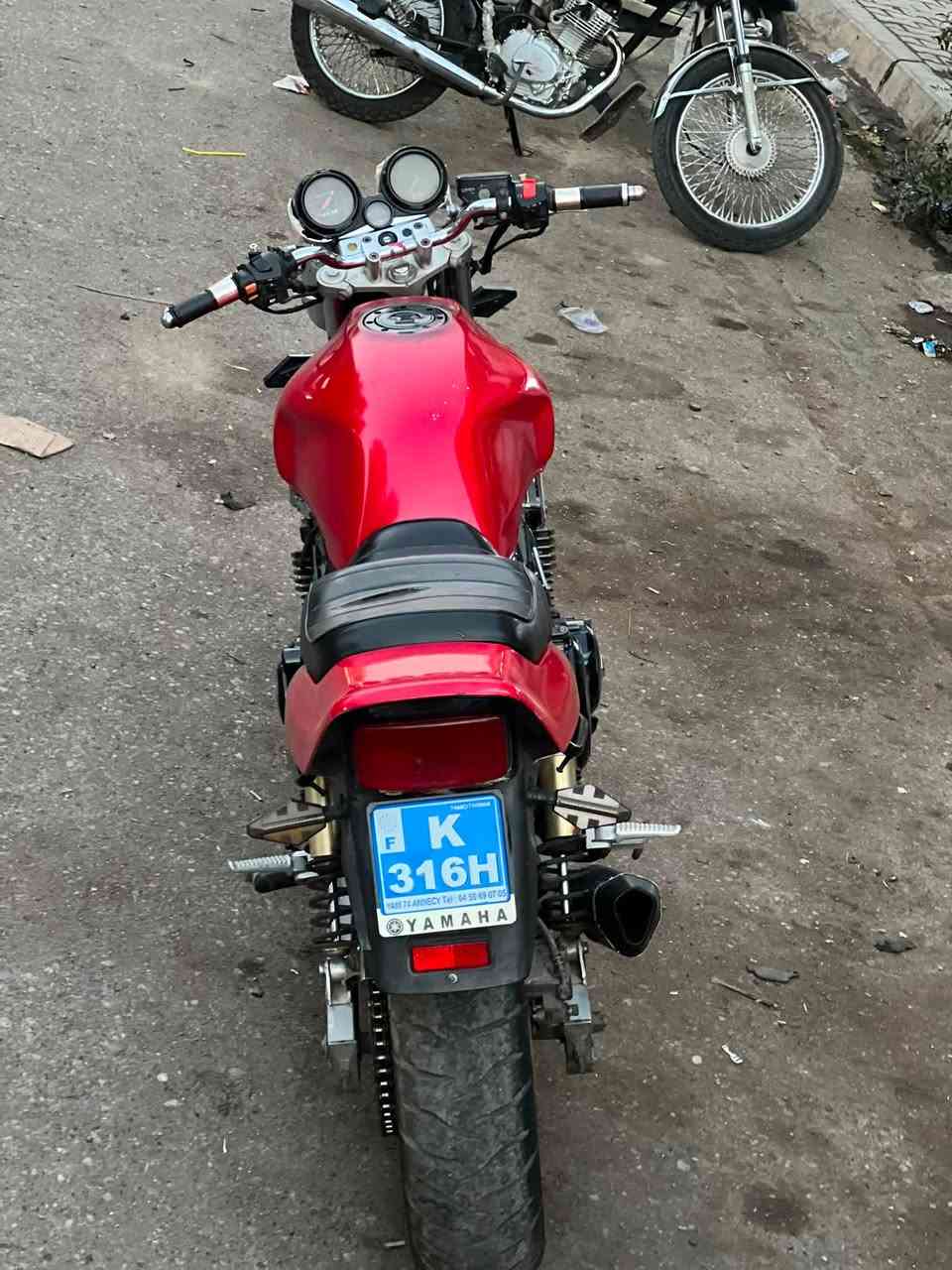 دراجه لبيع سيبي 400جيل اول دراجه حلوه ونضيفه بس بي صرف قليل تيراته نضيف كهربائي كله شغال سعره 8ورقات وبي مجال حك الجيه مكاني كركوك قادسية رقم المبيل ***********
