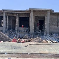 لي عندا بيت يريد شتغله نجاره داخل بيجي يتواصل  07817336032