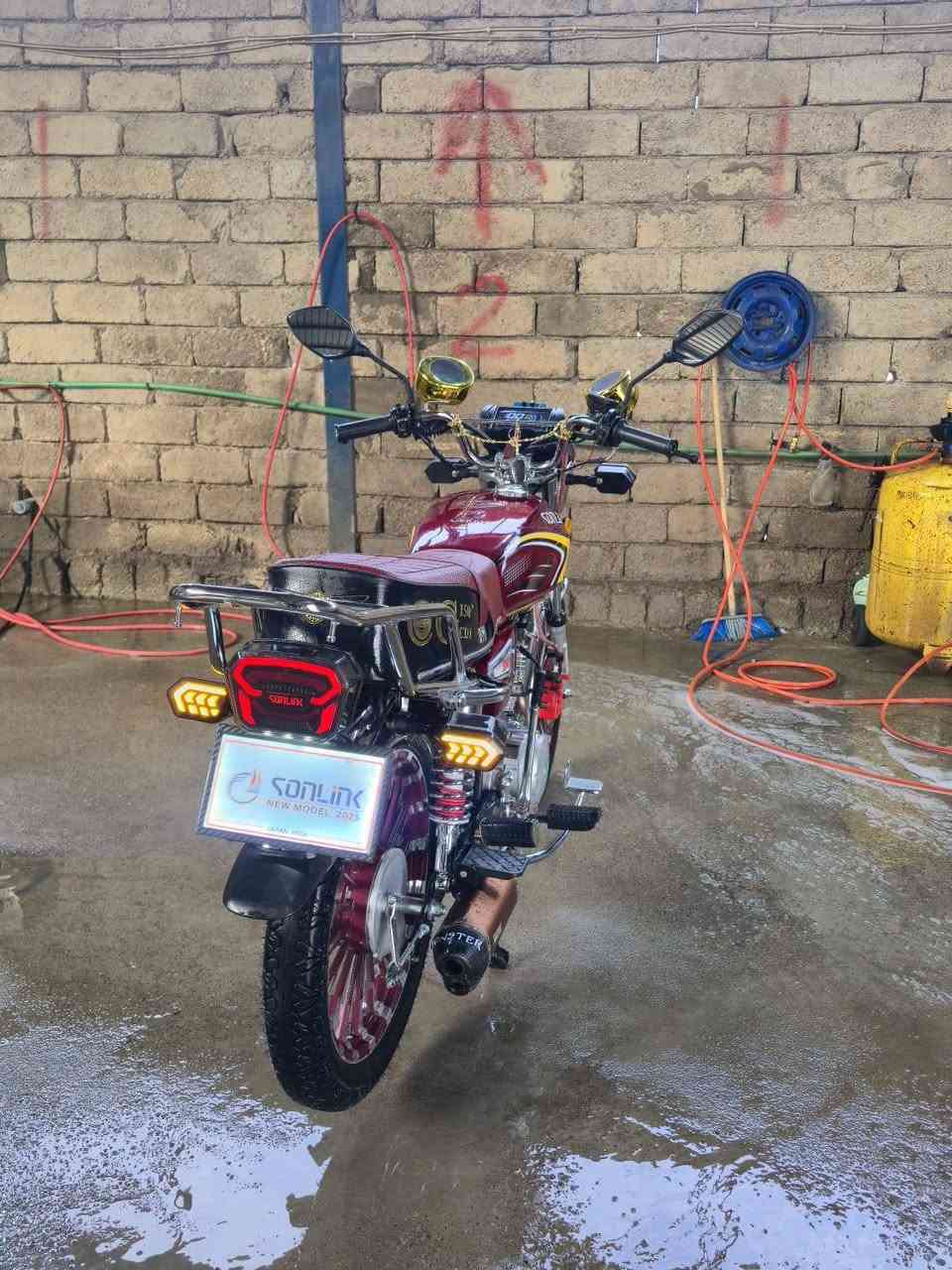 دراجه سولنك
موديل 2025
كهربائيات نضافه واحد سلف وبصمة عن بوعد
معمرة جديد
ماشيه قليل
5 كير
150C
سعر خاص
رعم ( *********** = *********** )
