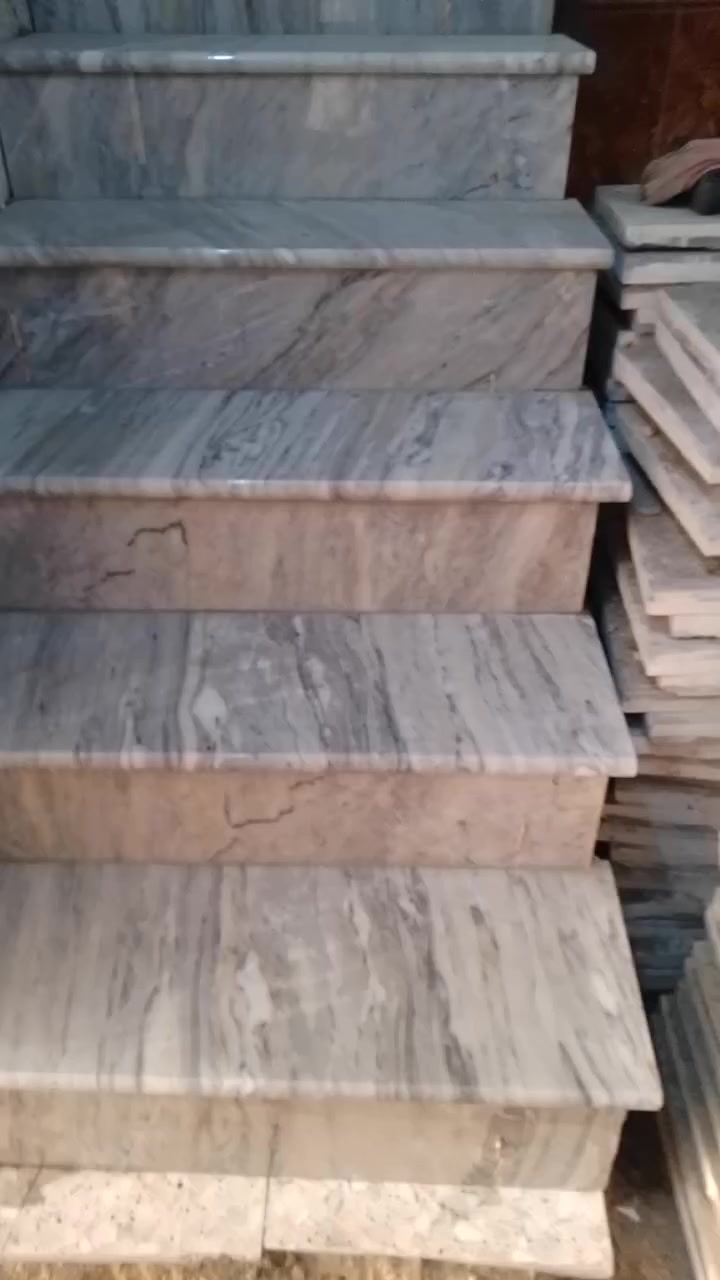 سلام عليكم خلفة تطبيك كافة السراميك جدران ارضيات 

مرمر بورسلين بايات درج عمل لوح بورسلين ترميم بيوت 

واجهات تسليم مهندس مكاني بغداد ***********
