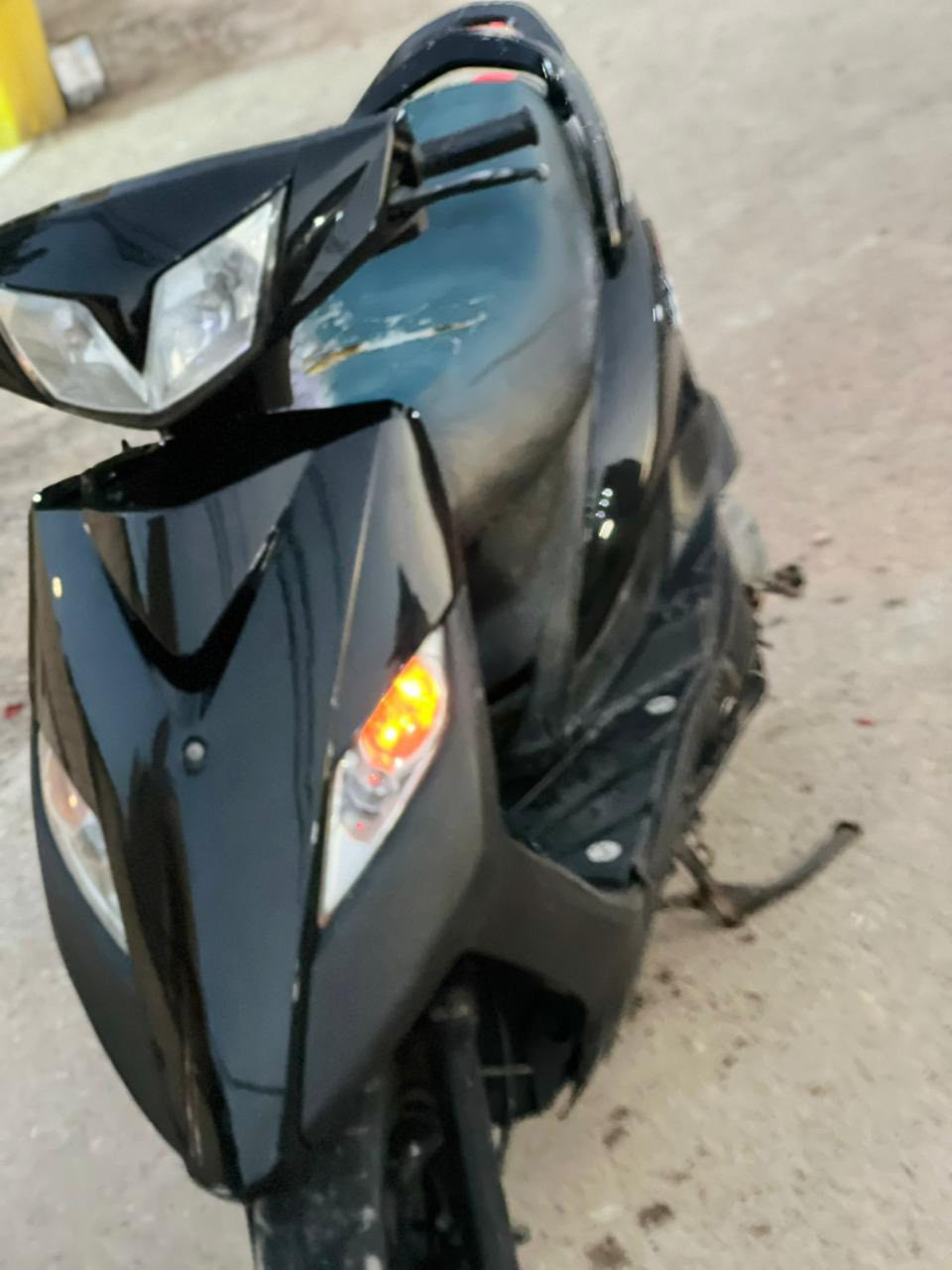 السلام عليكم للبيع ماكس ثعلب الدراجه جديده بدون اي انقص مكينه مجفته درجه أولى سلف هندر كله شغال بدون لانضوح ولاتبخير مكانها بغداد الكرخ قرب جسر الدوار ***********
