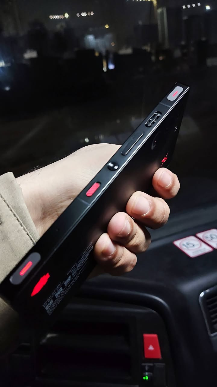 Redmagic 10 S pro
ريد ماجك 10 اس برو  اخر اصدار

نسخة عالمية

نظافه 99

ذاكره 256/24g

شاشه AMOLED  144hz

بحجم 6.8 بوصه

معالج snapdragon 8 elite 

احدث واقوى معالج بالعالم حالياً

ببجي اعلى اعدادات 120فريم

كاميرا 50MP

بطاريه بسعة 7050ma

شاحن سريع 100w

نظافه الجهاز 100/99

ملحقات 

 سماعه هديه ويا تايب سي اصلي  شاحن كفر 

سعر 770 الف

بغداد  تواصل مراسلتي او

اتصال واتساب ***********
