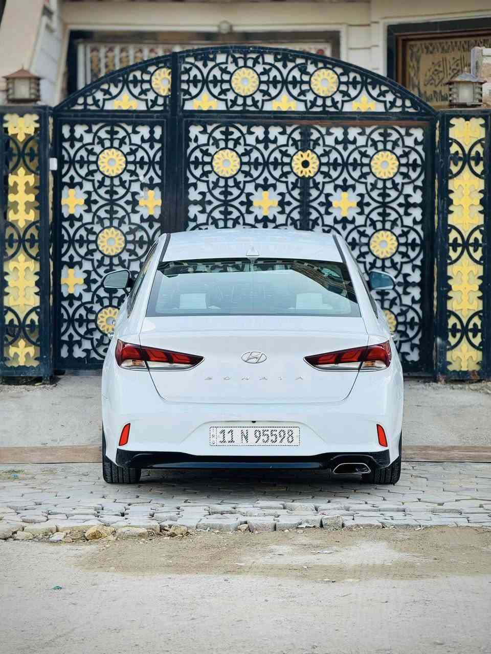 اللهم صل على محمد وال محمد
يالله السلام عليكم
للبيع او مراوس K5 
سوناتا  2018وارد امريكي
رقم بغداد باسمي صارلي اربعه ايام 
مبدل لوحات وسنويه وهزه جديده
ماشيه السيارة 81
محرك 2400 
- مواصفات السيارة
- شاشة
بصمه تشغيل +بصمه بيبان+بصمه جنطه
- كامرة خلفية دواره 360 
- رادار بل مري-
- اشاير بل مري
- ثلاث انظمة قيادة
- نظام ايكو ( اقتصاد بانزين )
- نظام سبورت ( وضع رياضي )
- ونظام نورمل ( عادي )
- مثبت سرعة
- مانع انزلاق
- تحكم استيرن
- مدخل AUX + USB
-شحن لاسلكي
- بلوتوث + حاكية
- ويل اكروم حجم 17
- دواخل السيارة لونين
- تبريد قطعتين+ تدفئة كله شغال
-تدفئة كشنات+تدفئة ستيرن
- تخم تاير
- دوشمه كشنات لونين ابيض وأسود + دوشمه ارضيه 
- وباقي المواصفات معررفة 
صور الحادث موجوده بل منشور
اخوان سيارة حلوة ونظيفة وماشية قليل وجاهزة للاخير من كير ومحرك وحدادية برغي معايزها الف عافيه للي ياخذه
ومسويله برنامج دوانز 
السعر140 
شباب المايعجبه المنشور يتركله كلمه طيبه والرزق على الله 
مكان السياره واسط 
رقم الهاتف 
***********
***********
