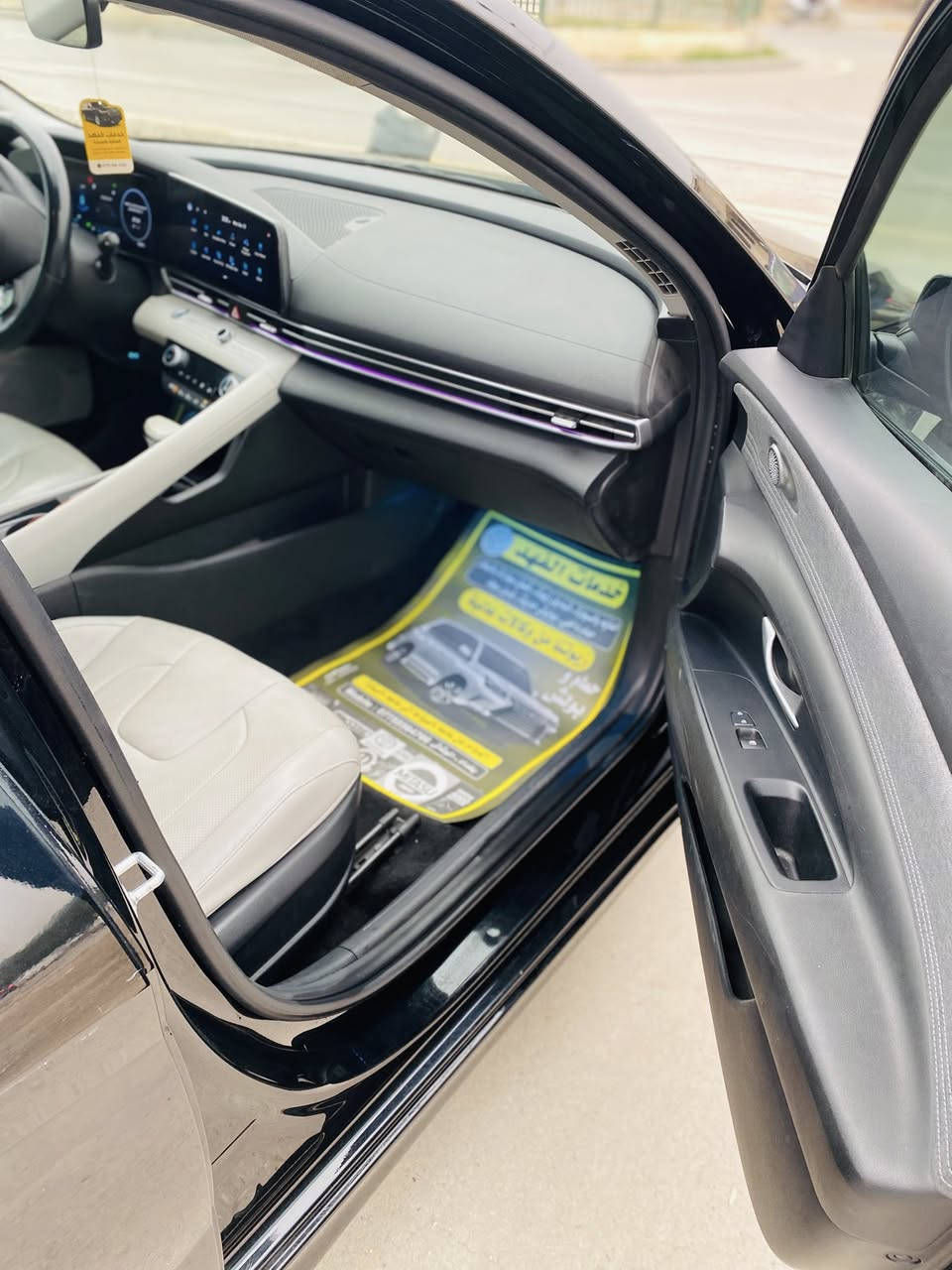 ⛔️⛔️النترا هايبرد لمتد اعلى فئه
الموديل :2023

المواصفات لمتد اعلى فئة موجوده بالهايبرد :-

🔘فتحة سقف سلايد طكتين 

🔘كشنات خزن مميوري 2 وضعيات مع امكانيه الخروج السهل

🔘سستم صوت من شركة Bose 🔊الالمانيه + دمام مع امبليفاير
 
🔘داخل لونين مميز اوف وايت ابيض مطعم باسود ورصاصي

🔘لد امامي + لد خلفي 

🔘دشبول متصل + لد ليزري مخفي مع اناره مخفيه اكثر من 70 لون 🌈

🔘لايت زنون 3 عدسات بلادي مع حاجب لد نهاري 

🔘بصمه تشغيل وايقاف السياره 

🔘حساس امامي + حساس خلفي 

🔘كامرا دواره + حساس 360 درجة

🔘اوتو  هولد 

🔘مود درايف 

🔘ثلاث مودات قيادة

🔘سايد بريك كهرباء 

🔘كشنات  جلد  ابيض + كشنات  كهرباء

🔘كشنات حار + بارد  + كهرباء + خزن

🔘رادار  امامي + رادار جانبي + رادار  خلفي

🔘صندوك  ذكي عند الاقتراب 

🔘يدات بوب لمس للبصمه

🔘نظام ترحيب للسائق مع انارة 

🔘تبريد منفصل مع مناخ منفصل للسائق والراكب 

كل مواصفات موضحة بصور مع صور الحادث 
حادثها تبديل دعاميه فقط بدون اي بارد السيارة كاملة مكملة مابيها نقص برغي

مكاني بغداد المنصور 

للسعر التواصل خاص او الاتصال:
***********

#للبيع
#سيارات
#النترا
#هايبرد
#لمتد
#هيونداي
#سيارة
