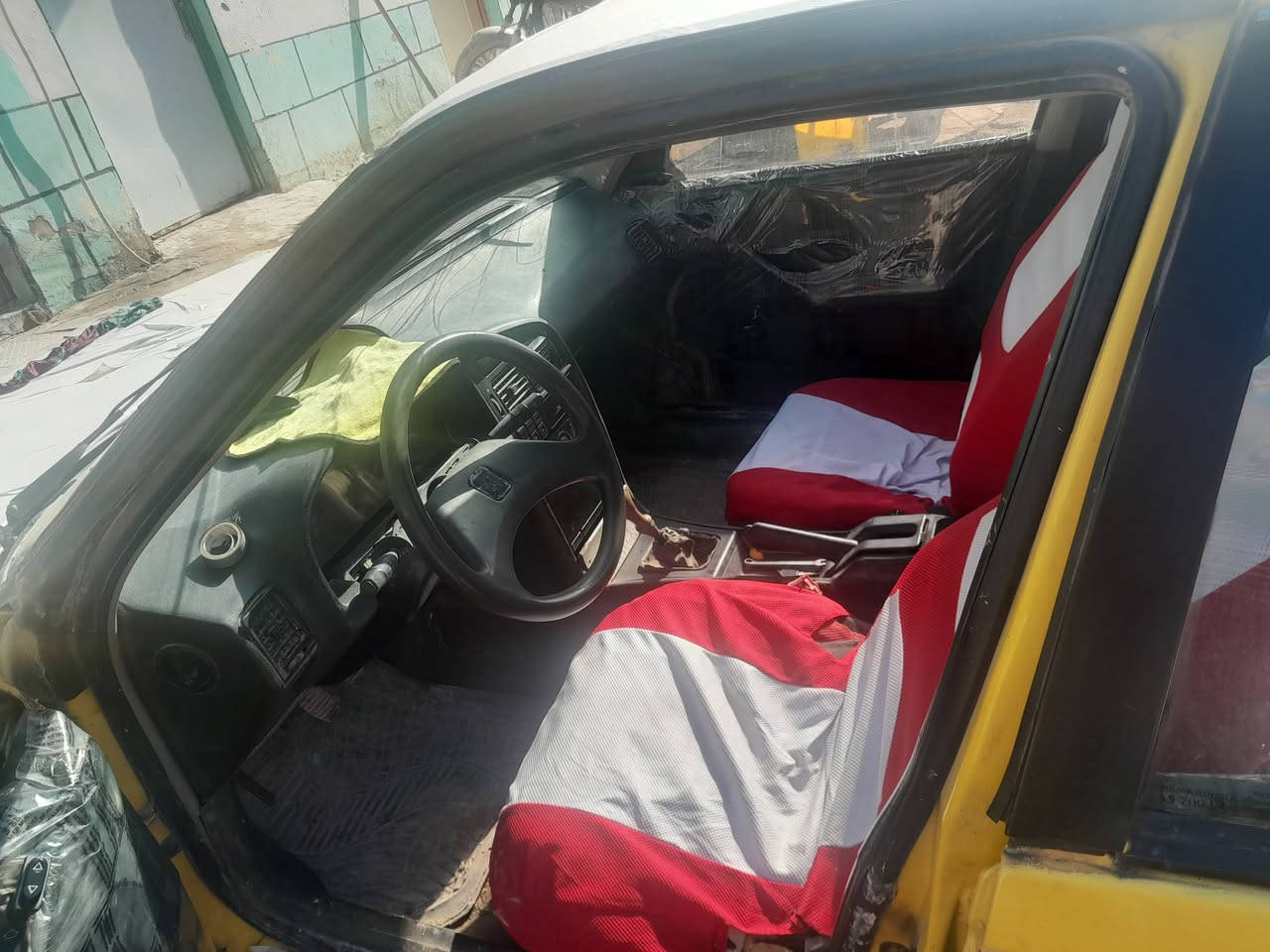 سلام عليكم بيجو روه مديل9مكينه وكير وحداديه وكهربايات جاهزه. ماوصل راعيه اتكفل سرقه مكان السياره نجف رقمي *********** السعر مليون وميتين وبيه مجال
