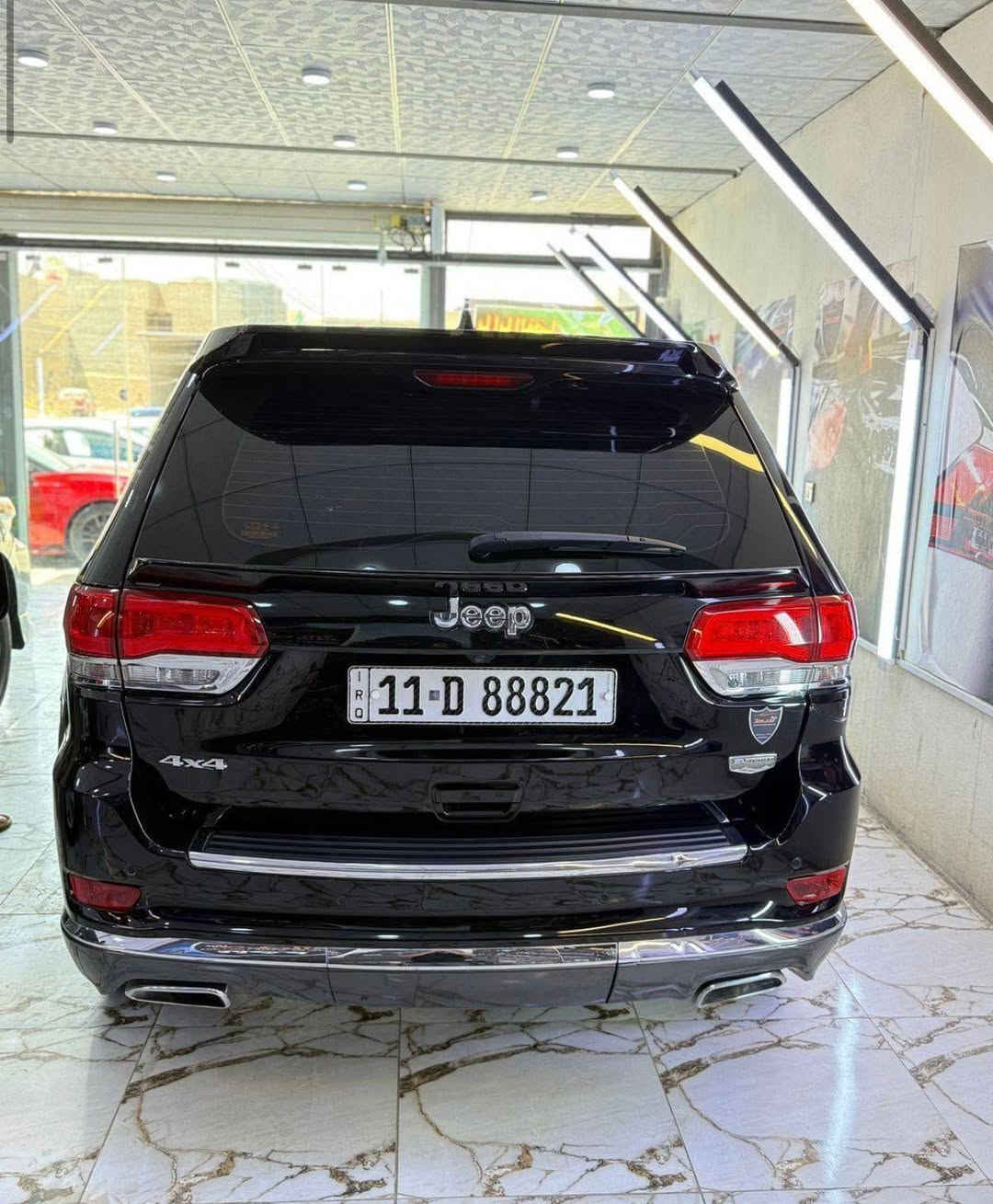 🚙🚙للبيع مستعجل 🚙🚙

نوع السياره جيب كراند شيروكي مديل ٢٠٢٠ الون اسود كفاله عامه من الضربه والشخط وكلشي. محرك ٨ سلندر ٥٣٠٠

مواصفات.......
كفاله عامه كفاله عامه كفاله عامه
بصمه تشغيل عن بعد
اربع بصمات ابواب
فتحه بانوراما
رادار 
حساسات خلفيه امامي
شاشات عدد ٣ بلادي
تحكمات ستيرن 
مانع انزلاق
نضام النقط العمياء
جكات صعود ونزول
نضام تحديد المسار
نضام سستم سماعات بوس 
كشنات تدفئه تبريد
سياره ماناقصها برغي تايرات جدد 

وبيها هواي موصفات بعد ماعرفهن لان السياره فول وفريدهمن نوعها......

مداور ثاني يوم اوبنفس اليوم تدلل 

السعر ٣٠٠ وبيه مجال جدا بسيط حق الجيه 

للاسفتسار اكثر التواصل مع الرقم ***********
