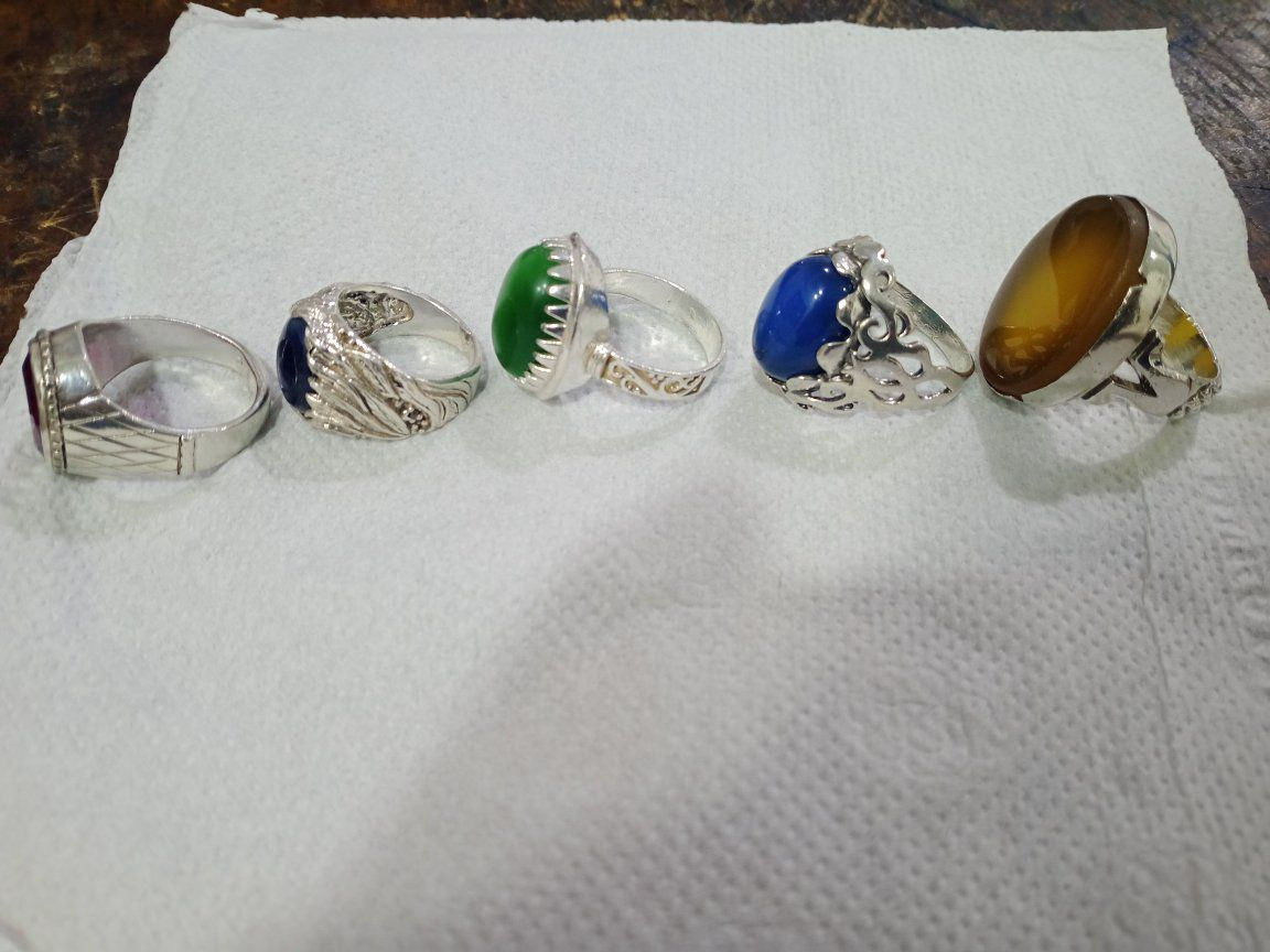 للبيع 🔔
5 خواتم
الوزن الكلي: 66 غرام
الحالة: ممتازة ✨
💰 السعر: 400,000 دينار عراقي فقط قابل للتفاوض 
فرصة حلوة للي يحب الخواتم أو للتجارة
📩 للاستفسار والمراسلة خاص


**إذا كنت صاحب هذا الإعلان وتريد حذفه لأي سبب، رجاءا أرسل رسالة إلى الدعم الفني**