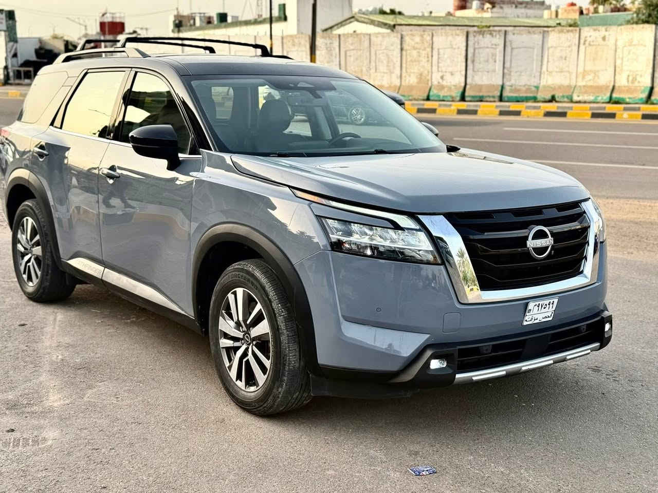 السلام عليكم 
اللون : مميز سمنتي والقمارة بلاد لون اسود

الموديل : 2023  بدون رقم 

السعر : 225 ورقة 
حجم المحرك : 6 سلندر (3,5L)
الضرر : جامغ الايمن والبنيد  مبدل تفصيخ اصلي شواصي واللغود كفالة ايرباك فقط دركة 
المواصفات : 
دفع رباعي 4WD
بصمة تشغيل
بصمة ابواب
تشغيل عن بعد
رادار امامي (تحديد مسار)
رادار جانبي (نقاط عمياء)
رادار خلفي (تحذير من الاصطدام)
حساسات امامية+ خلفية
اوتو بارك Auto Park
كاميرات 360°
كشنات جلد
كشنات تدفئة
تحكم الكشنات كهرباء
تبريد مركزي 3 قطع
تحكم وضعيات القيادة...Drive Modes 
شفتات + تحكمات استيرن 
هيتر استيرن
شاحن لاسلكي
‏Apple Car Play
‏Android Auto 
هاند بريك بصمة
اوتو هولد Auto Hold
اوتو ستارت Auto Start
اوتو ستوب Auto Stop 
مانع انزلاق+ABS
شاشة كبيرة لمس+كاميرا
منافذ AUX+USB
وبقية المواصفات المعروفة
مكان السياره  بغداد 

***********
