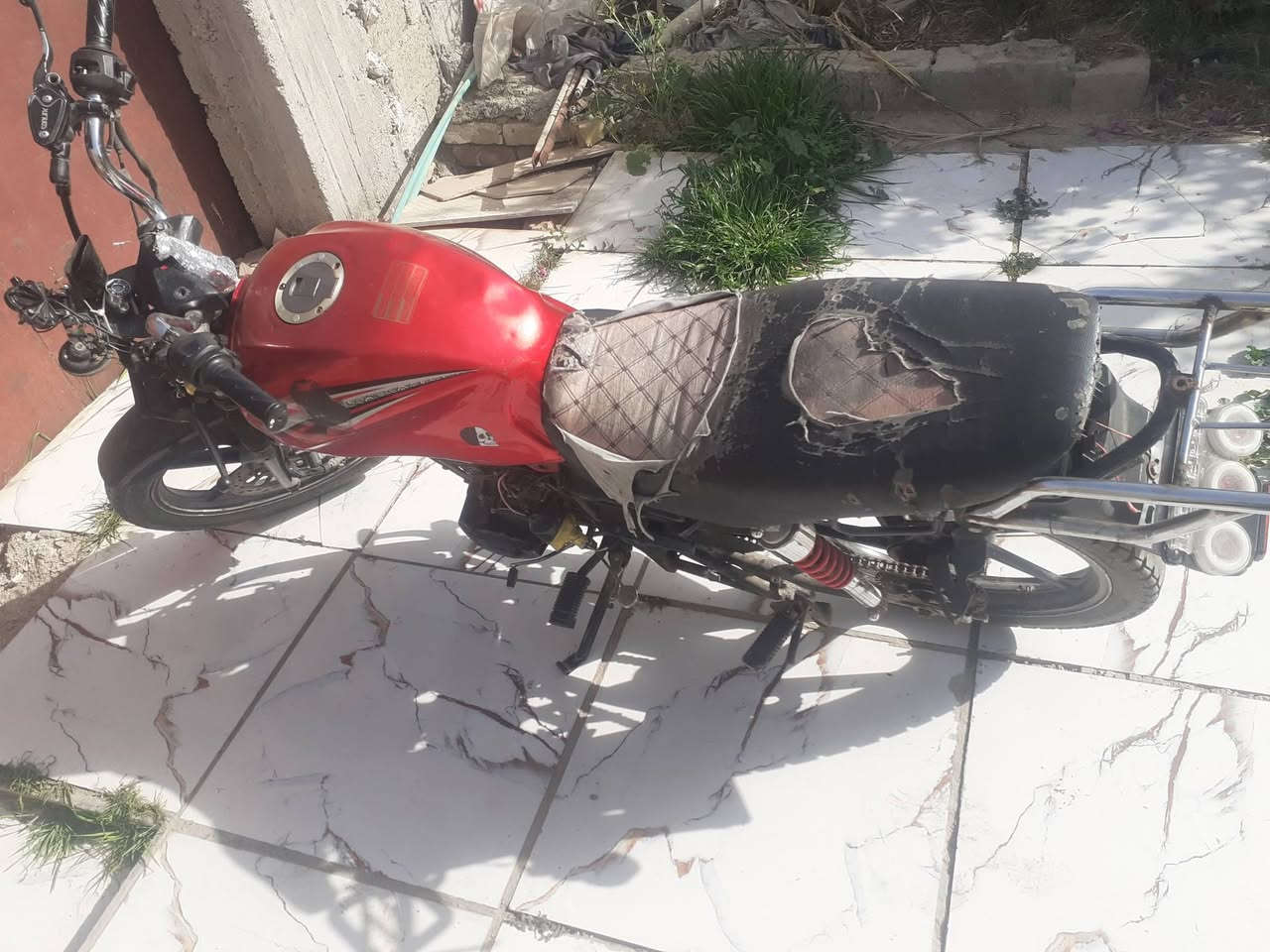 سلام عليكم دراجه سيام مثل ما واضحه بل صور ب375وبيهه مجال
مكان اليوسفيه قصر لاوسط

متواجد خاص


**إذا كنت صاحب هذا الإعلان وتريد حذفه لأي سبب، رجاءا أرسل رسالة إلى الدعم الفني**