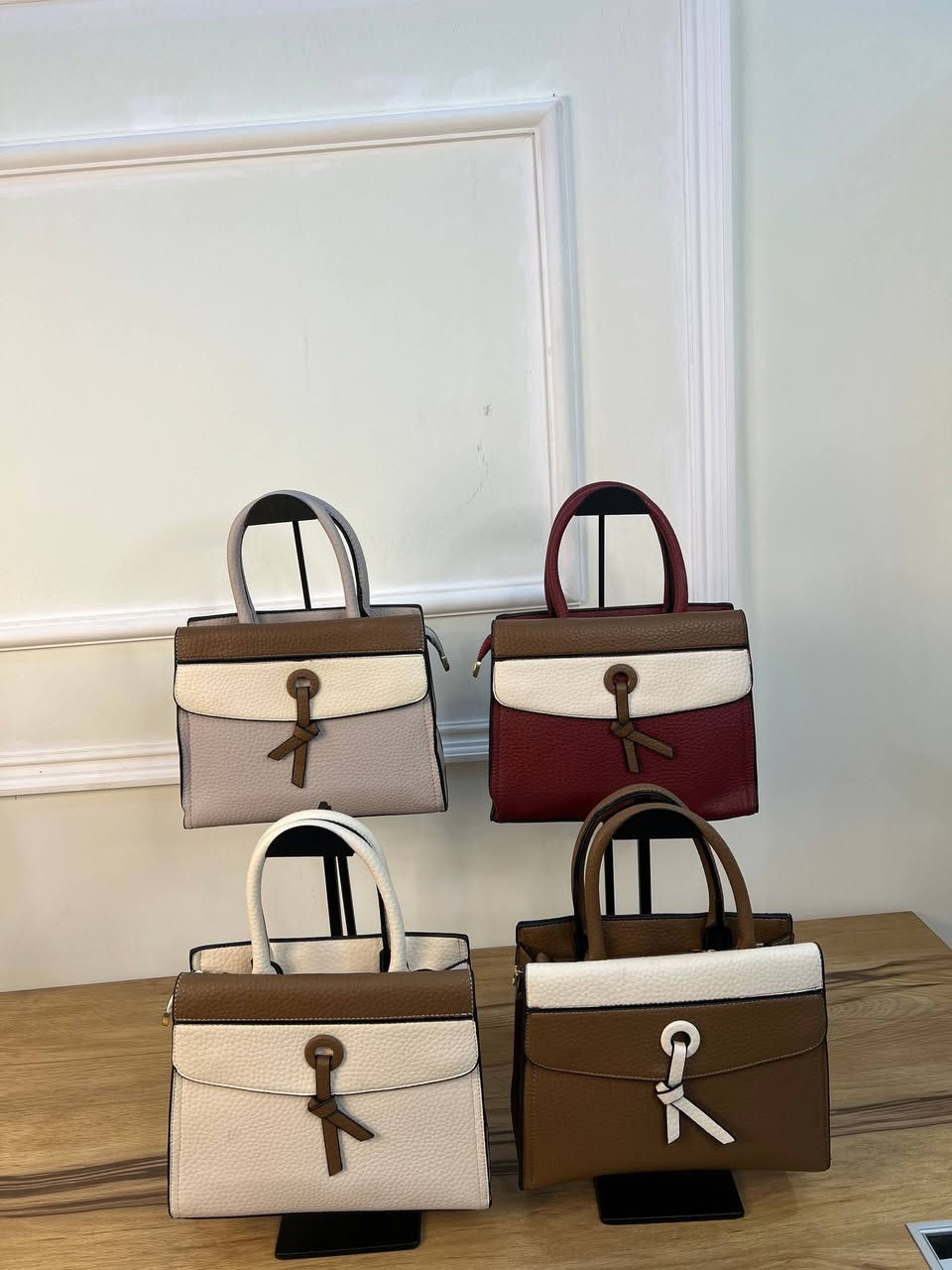 حقائب ماستر كوالتي عالي متوفر جملة فقط اقل طلب نص درزن


**إذا كنت صاحب هذا الإعلان وتريد حذفه لأي سبب، رجاءا أرسل رسالة إلى الدعم الفني**