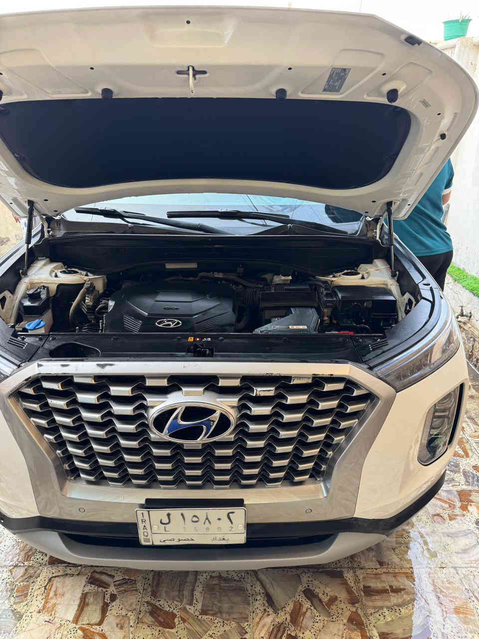 السلام عليكم 
سياره بلسايد موديل 22 سياره جديده طخه صغيره بالصندوك 

مثل ما موضح بلصور 

سياره بسمي ماشيه 41 

صور الحادث بلمنشور 

السعر ٣١٠٠$ وبيه مجال

سياره بغداد العبيدي 

رقم الهاتف ***********

***********
