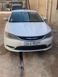 سي200 موديل 2015 حادث السياره تبديل بابين فقط فقط اصليات وباقي السياره...