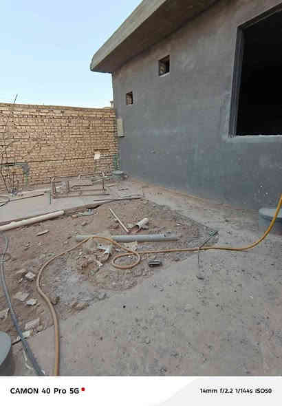 اعلان 
هيكل ب 36 مساحه 250 م
 يتكون من غرفتين وصاله ومطبخ واستقبال
 وصحيات داخليه وخارجيه 
السعر الكلي 135 
 مطلوب 54  اسكان 
القسط. الشهري. 278
 بيد صاحب البيت 81 
 تفاصيل اكثر مراجعه مكتب الساعي للعقار 
 او الاتصال بالارقام التاليه 
***********
***********
***********
عنوان المكتب سايدين حي الشرطه مقابيل اسواق ريتاج 🧿
