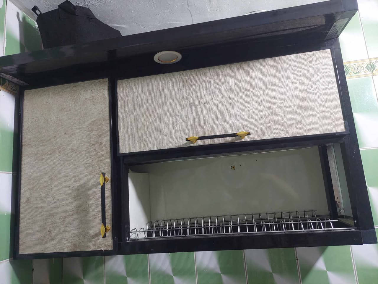 للبيع  غراض بيت نضيفات جدا مستعجل ع بيعتهن طباخ ب 90 وبي مجال وكاونتر ب 135 وبي مجال لشراي والتخم 5 مقاعد ب 135 وبي مجال والثلاجة  شغاله ب 65 وبيها مجال بس كشر شوي تعبان والغساله شغاله السعر ب 65 وبيها مجال لشراي مستعجل ع بيعتهن العنوان بغداد الجديده


**إذا كنت صاحب هذا الإعلان وتريد حذفه لأي سبب، رجاءا أرسل رسالة إلى الدعم الفني**