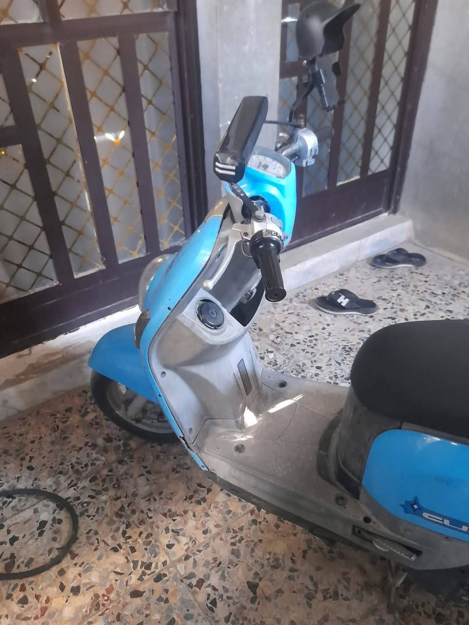 السلام عليكم دراجة بوليس كابريتر لبيع او مراوس سلف وهندر نكرة كهربائيات كلهة شغاله معدل شلعة خير من الله مكان بغداد السعر 600 وبيهه مجال لطيبين لبيع أو مراوس لاستفسار ***********خاص أو واتساب
