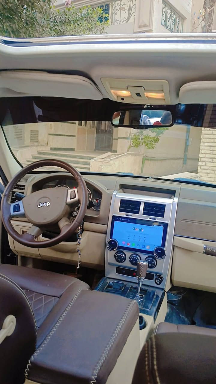 -jeep kk 2009
-جيب كي كي 2009 
راشة برا ماعدا السقف نظافة فقط على اللحم حزام 
ماشية 180 ألف كم
ماتور شرح الشاسية
الدواخل سليمة تمامًا ✅
 ربنا يبارك لصاحب النصيب 👍
لمبة ليد عالى واطى فتحه سقف 
ويلكم أبواب كراسى ميموري
فتيس الغرز شغال بحاله جيده 
كراسى جلد بنى جلد اصلى 
رخصه سنه ٢٠٢٦
فامية ثابت على الرخصه جانبى وخلفى
مستعدين الكشف في اي مركز انشاء الله لو التوكيل نفسه 
الرخصه تجديد الرخصه سنه تنتهى شهر ١١ سنه 2026
حاله العربية بحاله جيدا جدا على التجربه مافيش فيها مصروف نهائيا 
 للتواصل على أرقام 
01020200396
01115800719
المعاينة المقطم او مدينة نصر 
 لعدم تضيع الوقت للجادين فقط


**إذا كنت صاحب هذا الإعلان وتريد حذفه لأي سبب، رجاءا أرسل رسالة إلى الدعم الفني**