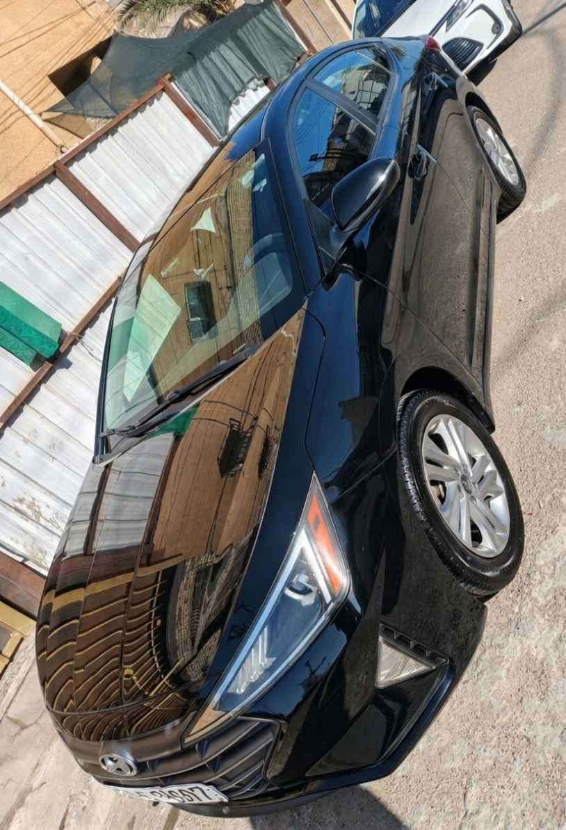 للبيع — هونداي النترا 2020  
بدون مراوس للبيع فقط نوع SEL
🔹 اللون: أسود  
🔹 رقم الألواح: أربيل  
🔹 وارد: أمريكي  
🔹 حادث: جانبي فقط (مرفق بالصور)  
🔹 لا يوجد حادث داخل العراق  
🔹كير AT المرغوب 
🔹ماشية 100 km 
🔹السيارة باسمي وتحويل مباشر  او تريد وكالة تجيك 
🔹المواصفات والنظافه واضحه بالصور  وعليه ادامه كامله 

💰 السعر: 125  ورقة 
📍 السيارة نظيفة واستخدام منزلي
الموقع شهداء البياع 

للاستفسار /  *********** بغداد, العراق
