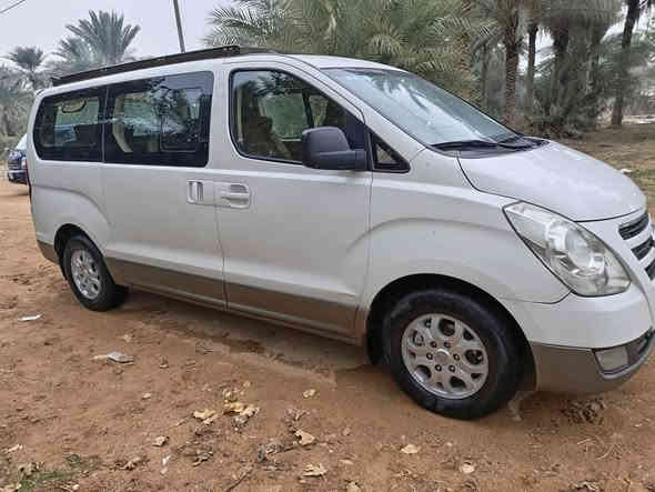 السلام عليكم ورحمة الله وبركاته 
ستاركس 2016مفتوح كير عادي 
كفاله من ضربه وتبديل بيها جاملغ خلفي صبغ بربعيه 
سياره جاهزه من كلشي مكينه كير اكسن حداديه تبريد
رقم الماني مشروع وطني تحويل مباشر مصفره مامطلوبه الف سياره خير من الله مال جناي الاستفسار ‏‪***********‬‏)((***********
