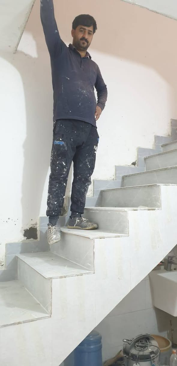 ***********
خلفه كاشي
