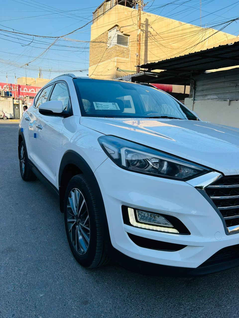 السلام عليكم هونداي توسان موديل ١٩ شكل ال ٢٠ خليجي مكفول استلام شركة الكاصد على يد وحدة من الشركة وماشية ٤٨ الف حقيقي وشرط الفحص باي مكان جاهزة من جميع النواحي وفول ١/١ 
بانوراما قطعتين
بصمة ابواب وتشغيل 
حساس امامي خلفي 
ليدات امامية خلفية 
مقاعد الامامية كهرباء 
اشاير مري 
مري شفط 
يدات نيكل 
انارة ترحيب 
شاشة ابل كار بلي 
شاحن لاسلكي
مكانها بغداد وسعرها ٢٠٧ للاتصال 
***********
